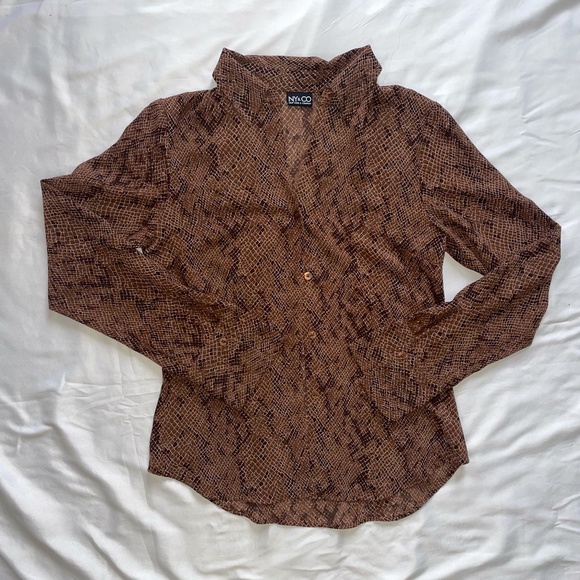 New York & Company Snakeskin Long Sleeve Button Top — Size S - Picture 1 of 4